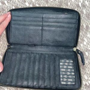 Altar’d state wallet.